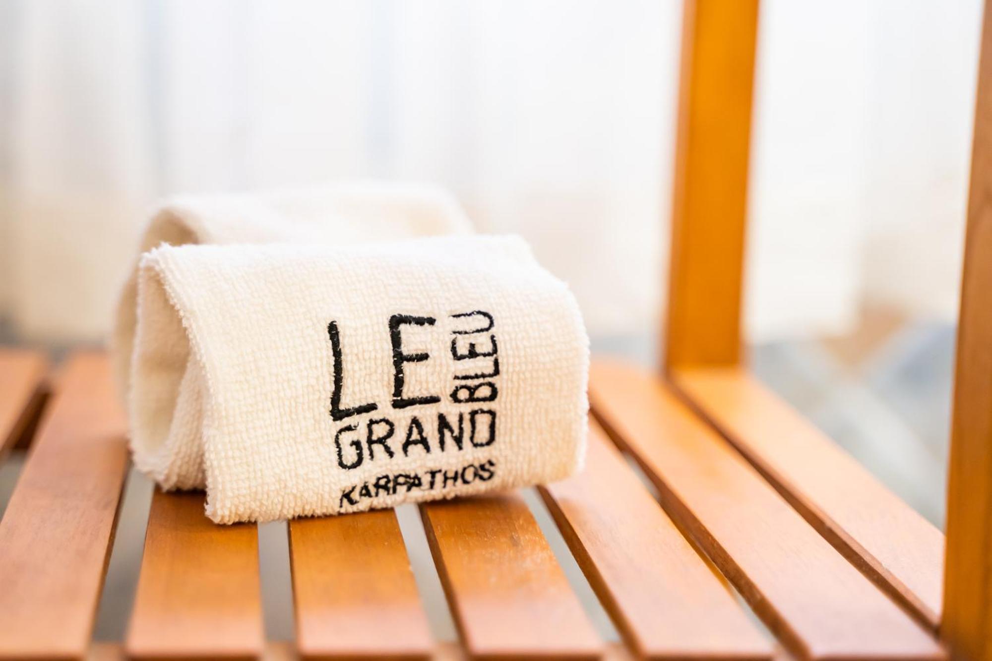 Le Grand Bleu Studios & Apartments Lefkos  Bilik gambar